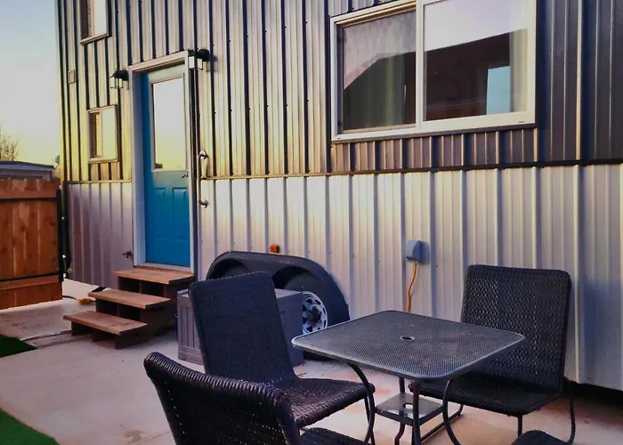 Tiny Hot Tub Lodge *